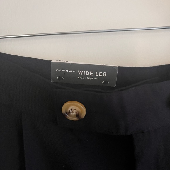 Pleated capris XL - Picture 3 of 7